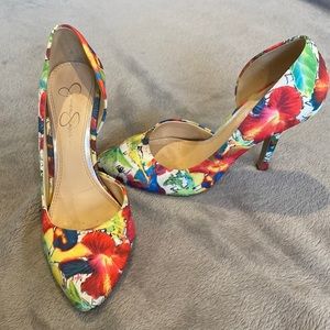 Jessica Simpson heels